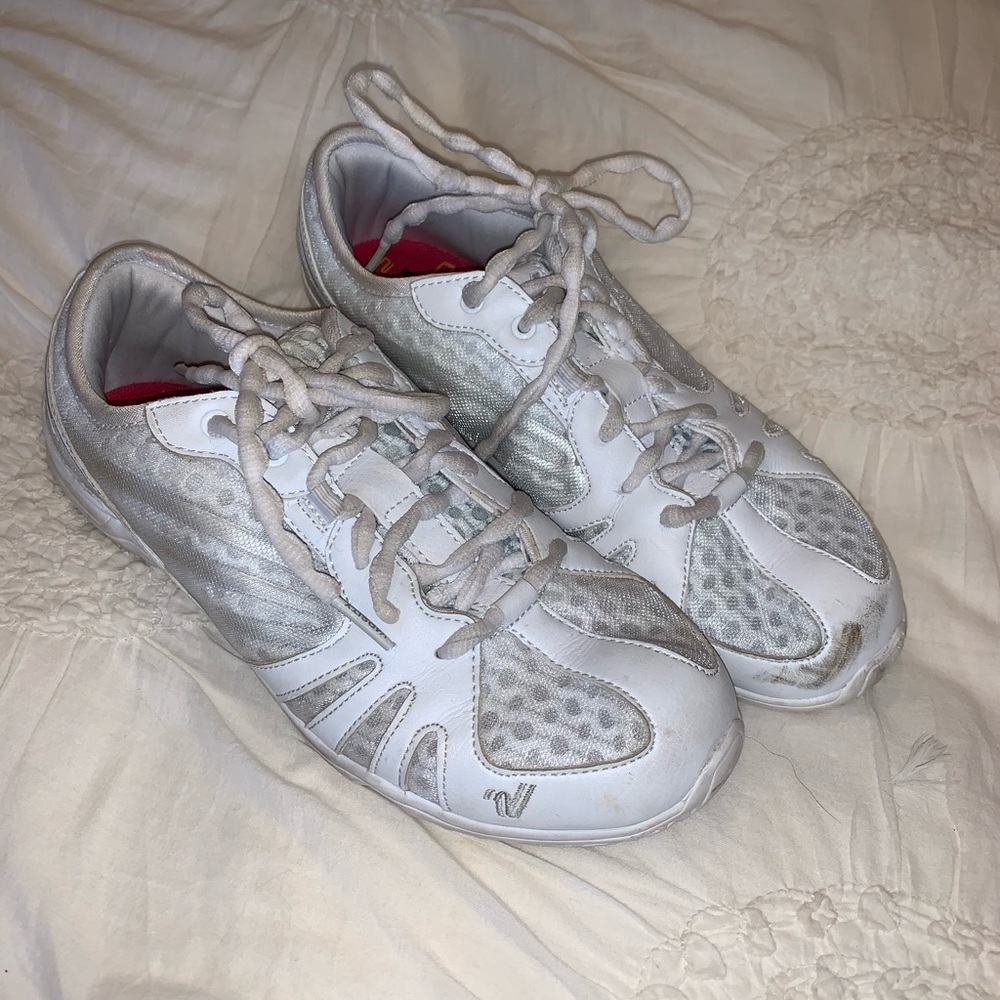 Varsity Last Pass 2.0 Cheer Shoes
